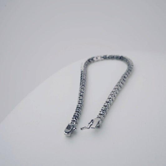 テニスブレスレット　PT900  5.55ct 18cm