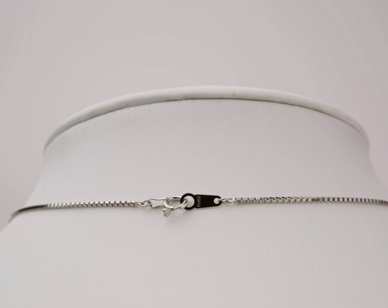 クロスペンダント　PT9501850 2.53ct  50cm