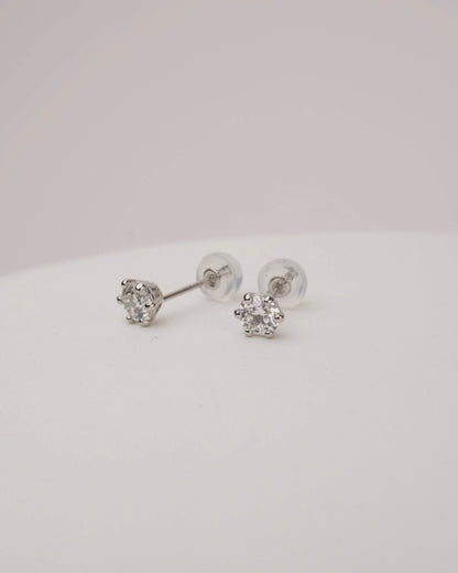 イヤリング　PT950 0.5ct ×2