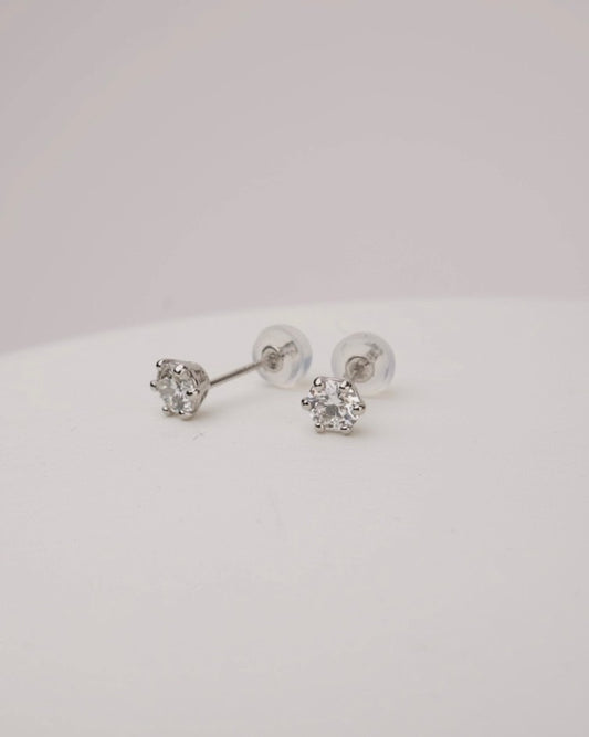 イヤリング　PT950 0.5ct ×2
