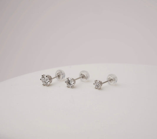 イヤリング　PT950 0.2ct ×2
